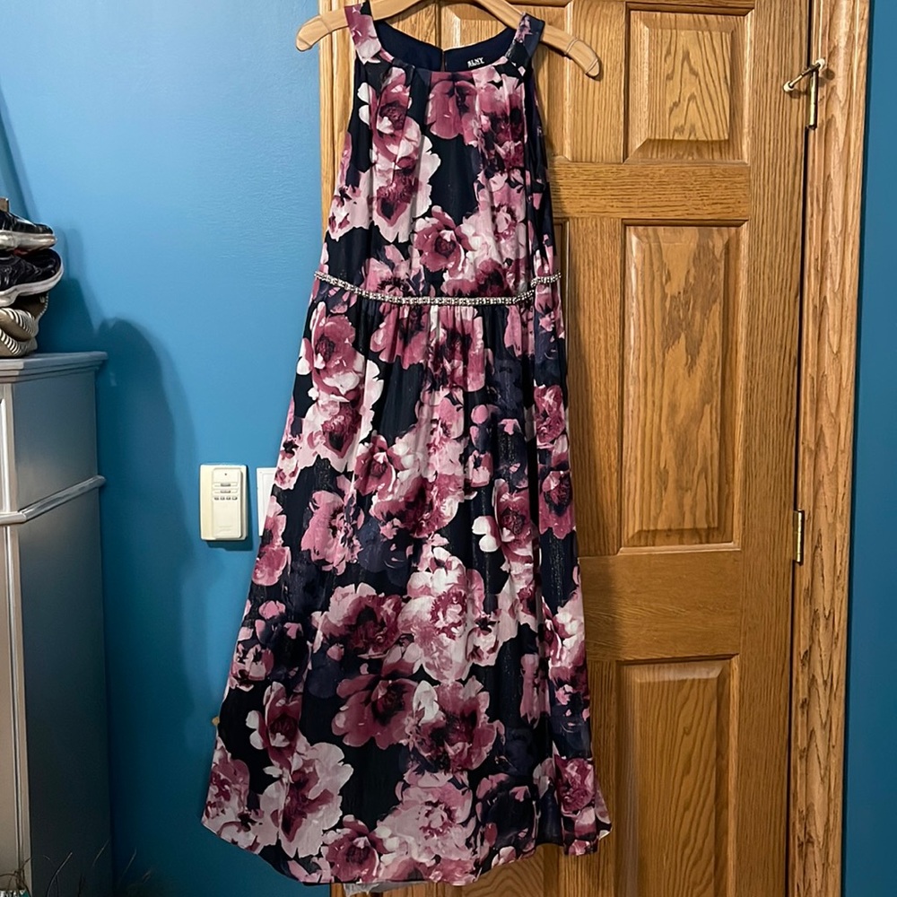 SLNY Formal gown. Size 18W.